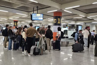 Suitcase stress: Airports where travelers have to wait for lost luggage